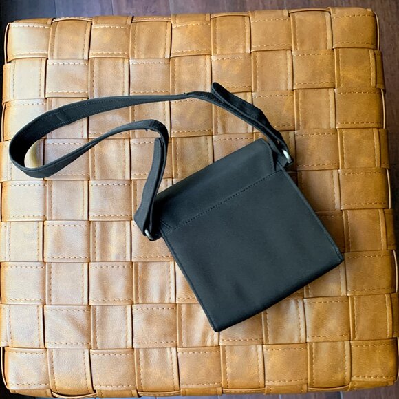 NWOT Black Nylon Crossbody Bag - Picture 4 of 5